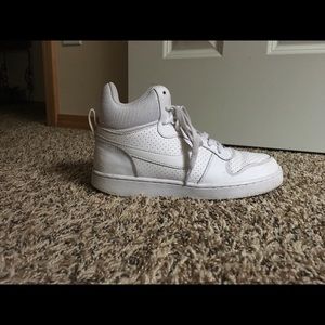 White Nike Air Force 1